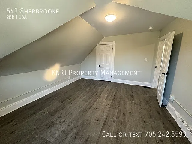 543 Sherbrooke St — Photo 11