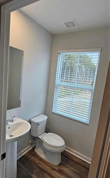 908 Colton Dr — Photo 17