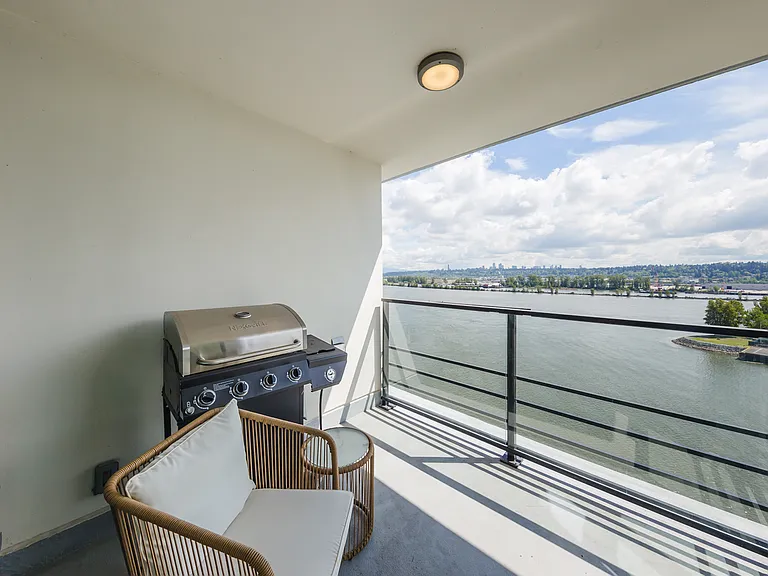 210 Salter St #D605 — Photo 14
