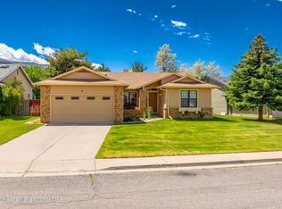 194 Sagemont Cir, Parachute, CO 81635