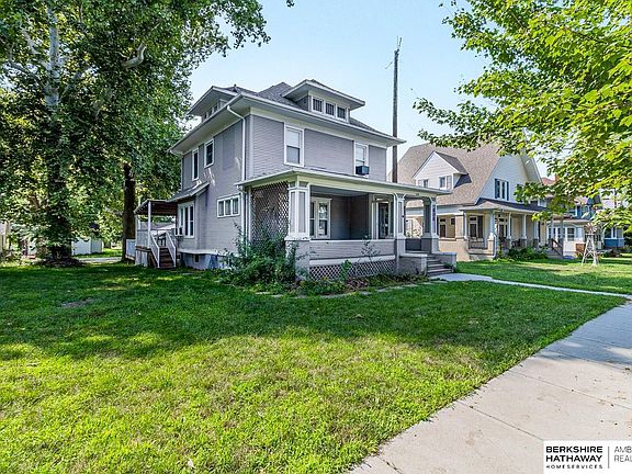 2nd image of 608 N Thomas Ave