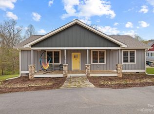 24B Ben Lippen Rd, Asheville, NC 28806