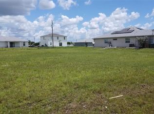 525 Diplomat Pkwy E, Cape Coral, FL 33909