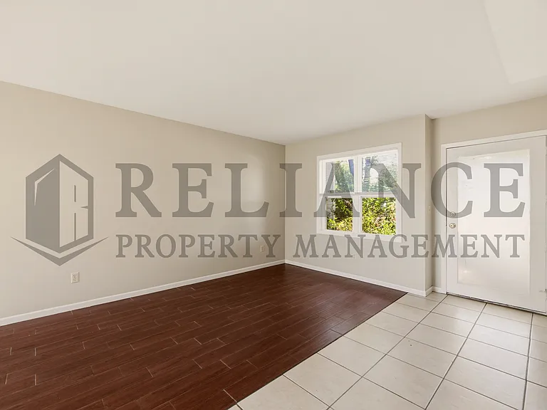 7302-3 W Douglas Ave — Photo 11