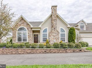 147 Shady Brook Dr, Langhorne, PA 19047