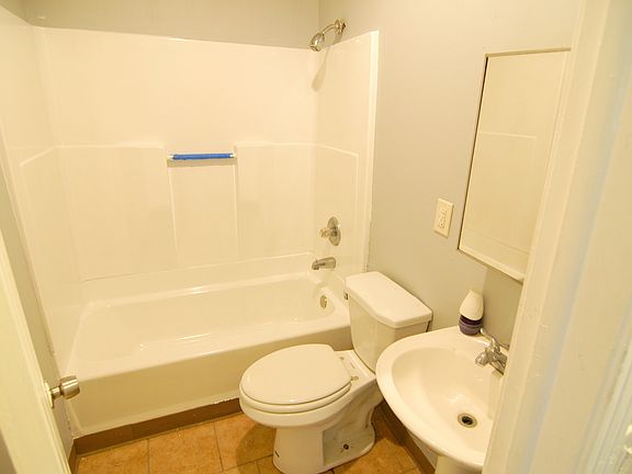 5th image of 1801 Jones Ave