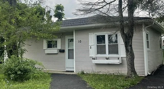 10 Croydon Rd — Photo 1