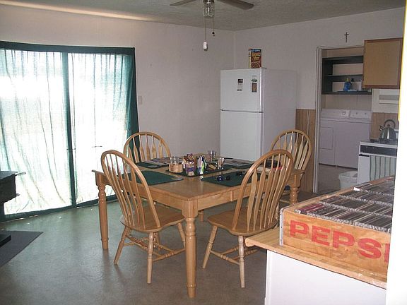 3rd image of 7 Blue Bonnet Dr