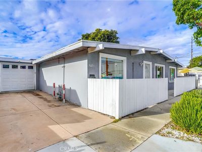 3665 Seabright Ave, Long Beach, CA, 90810