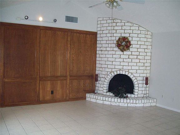 3rd image of 60 T Huxley Ln