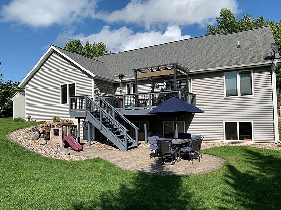4th image of 210 Aspen Grove Ln