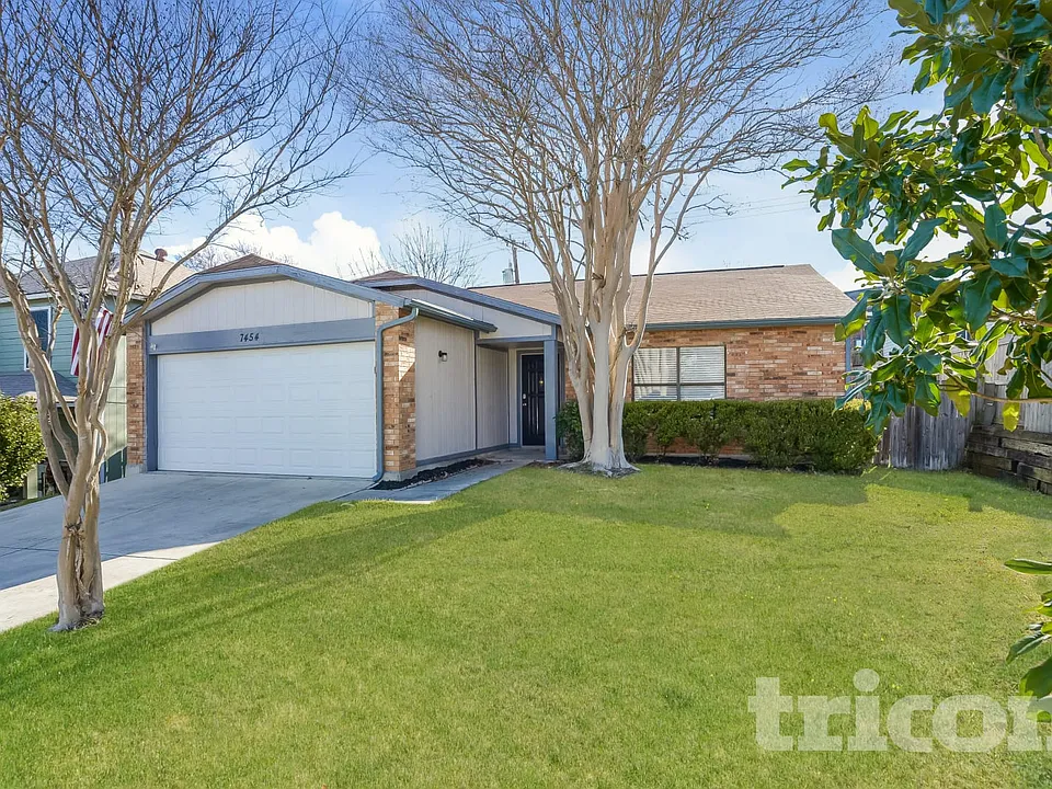 7454 Myrtle Trl