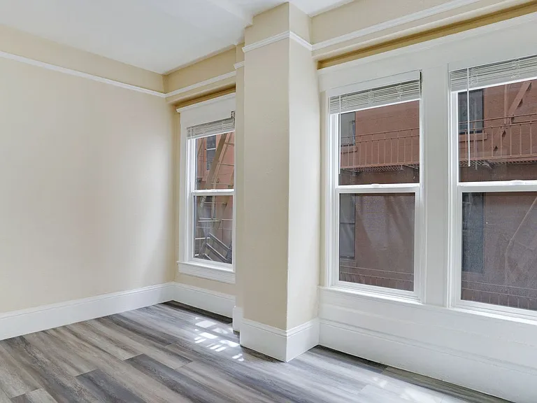 621 Taylor St — Photo 18