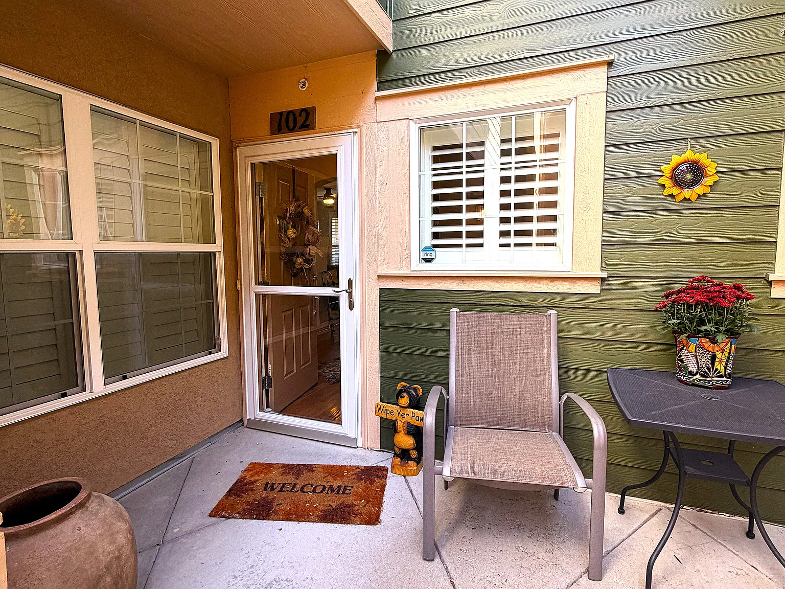 2 bed, 1304 sqft, $2,600 — Photo 4