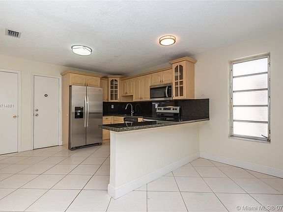 5th image of 1221 La Mancha Ave