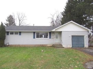 219 Edgeware Rd, Syracuse, NY 13208