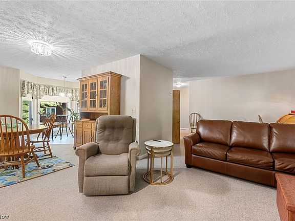 5th image of 6745 Old Royalton Rd #6745