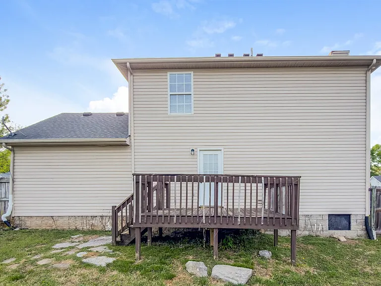 1435 Tuffnell Dr — Photo 17