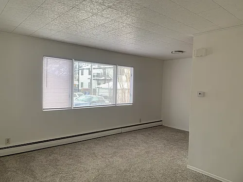 527 E Main St Photo 1