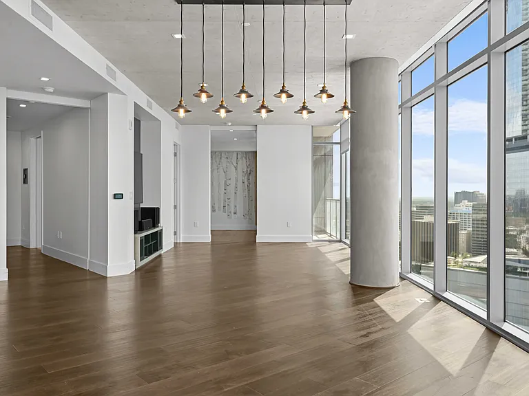 501 West Ave #3201 — Photo 5