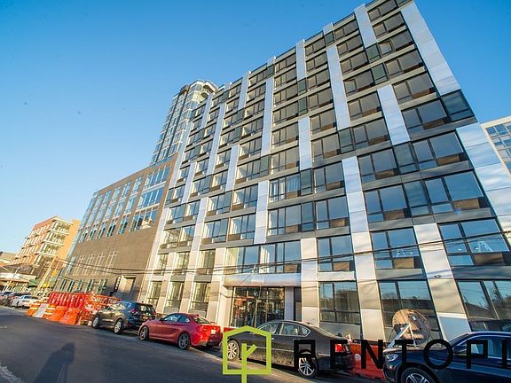 3rd image of 4115 23rd St APT 6E