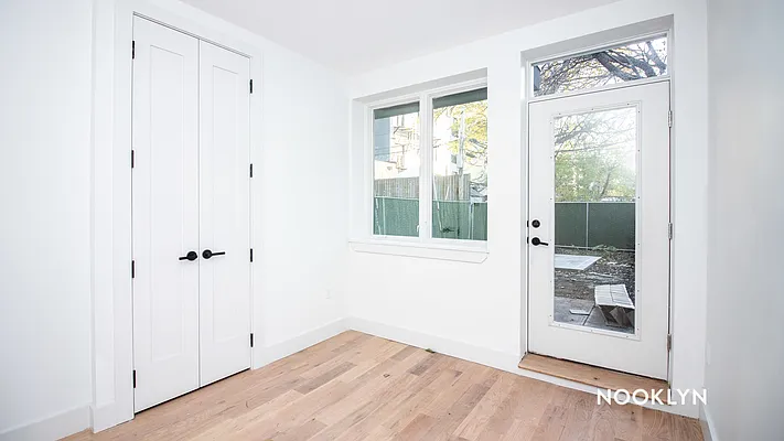 Rented by Nooklyn NYC LLC | media 7