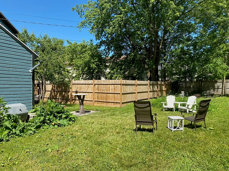 7 Fargo Ave — Photo 14