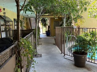 14641 Magnolia Blvd APT 5, Sherman Oaks, CA 91403