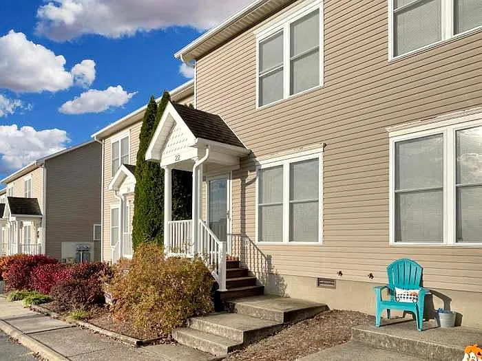 22 Ashley Ct — Photo 3
