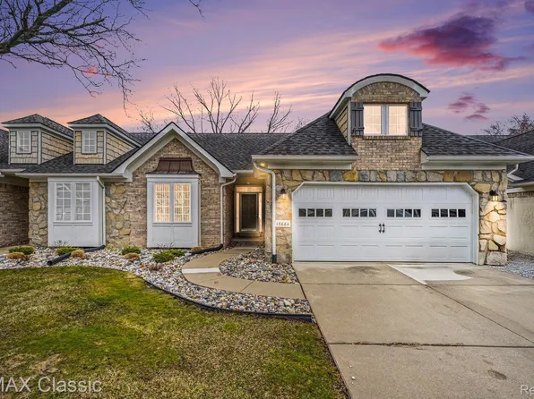 15664 Hunter Grv, Livonia, MI 48154