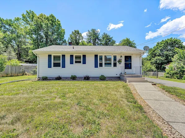2009 Burma Rd, Salem, VA 24153