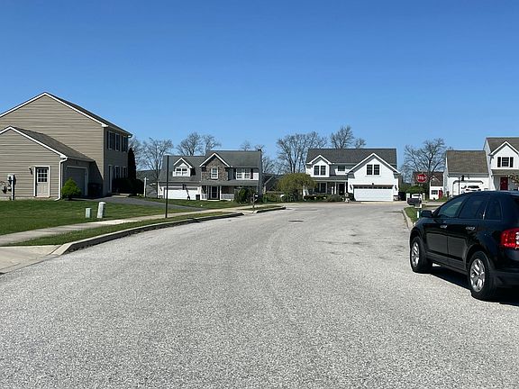 5th image of 3253 Staunton Ave