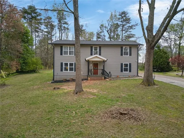 7280 Valley Dr, Winston, GA 30187