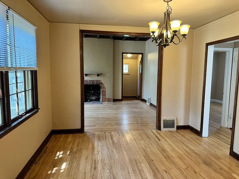 3321 Central Ave — Photo 6