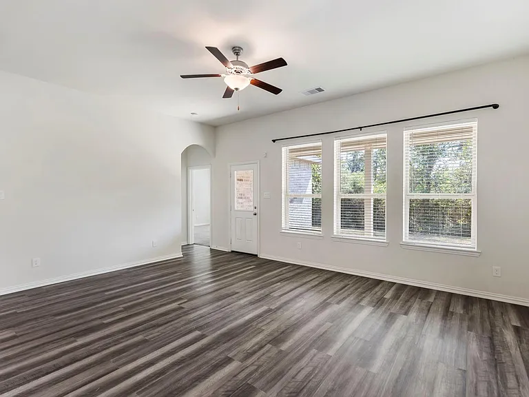 28068 Dove Chase Dr — Photo 17