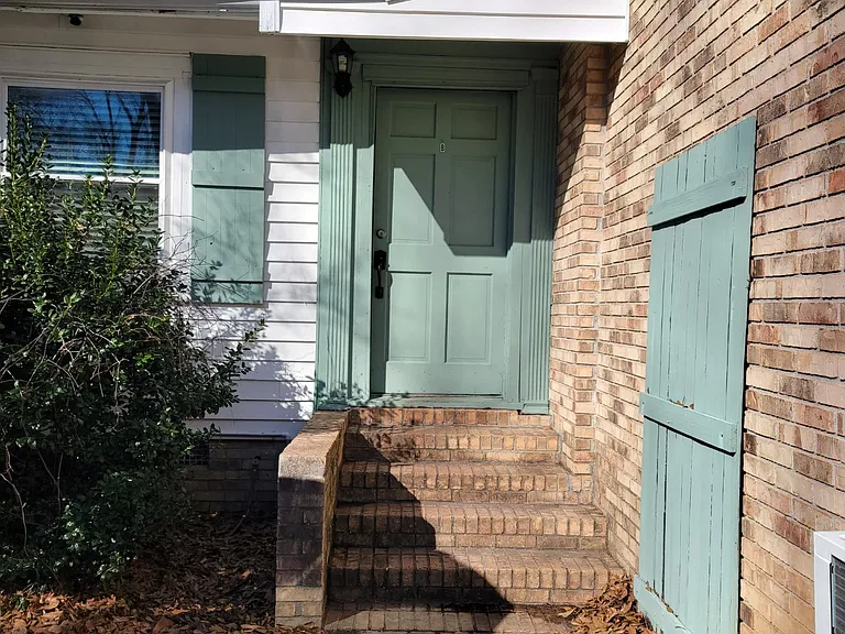 1217 N 32nd Ave #2 — Photo 1