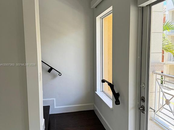 2nd image of 18421 NE 27th Ct