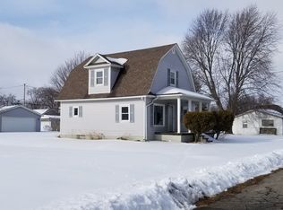 313 S 6th St, Albia, IA 52531