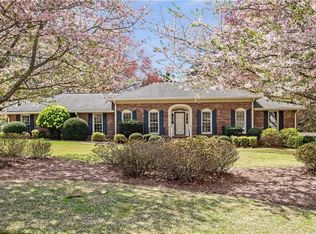 355 Saddle Lake Dr, Roswell, GA 30076