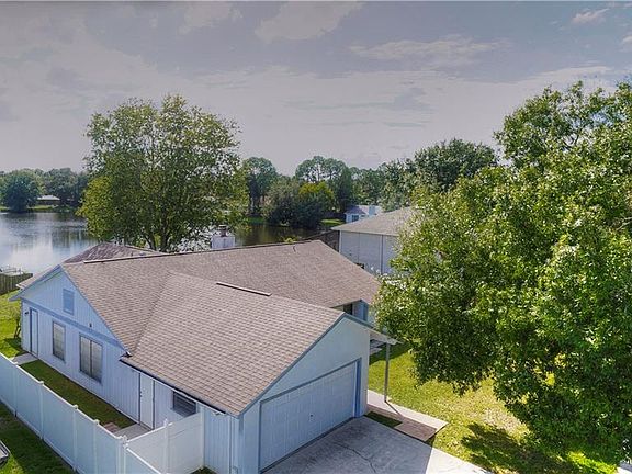 4th image of 15904 Winding Dr