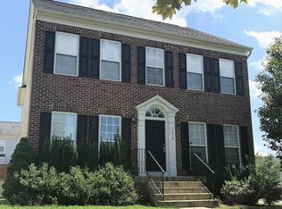 1910 Idlewild Blvd, Fredericksburg, VA 22401