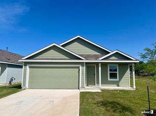 1208 Grace Park Rd, New Braunfels, TX 78130