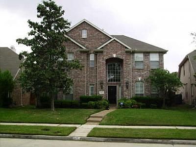 1st image of 527 Forest Hill Dr