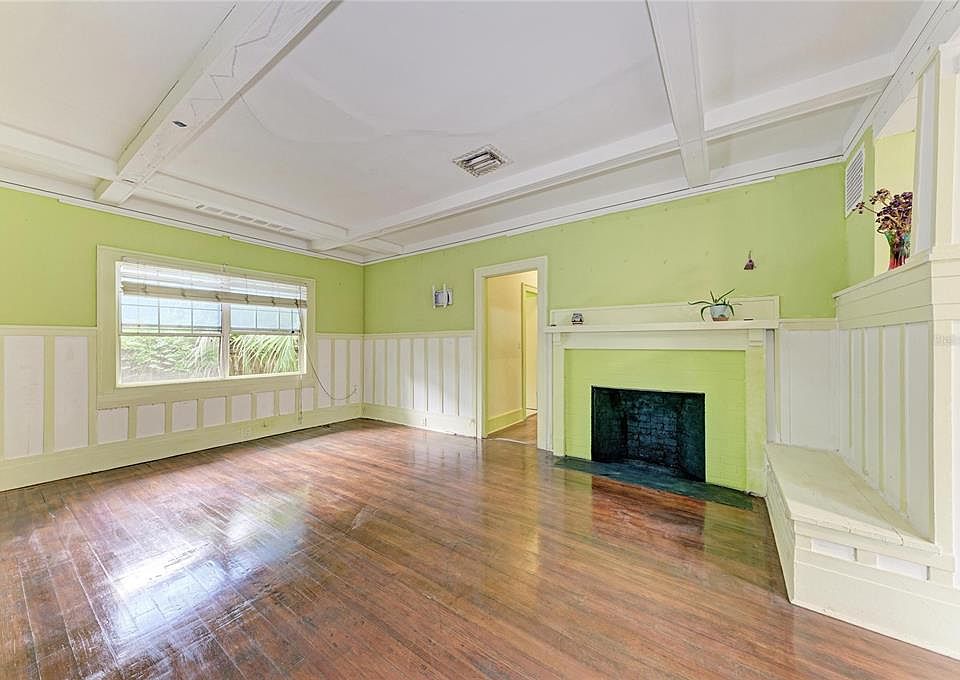 16th image of 1005 16TH AVENUE S