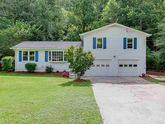 2nd image of 3090 Karen Ln #481