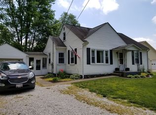 605 W Walnut Hill Rd, Okawville, IL 62271