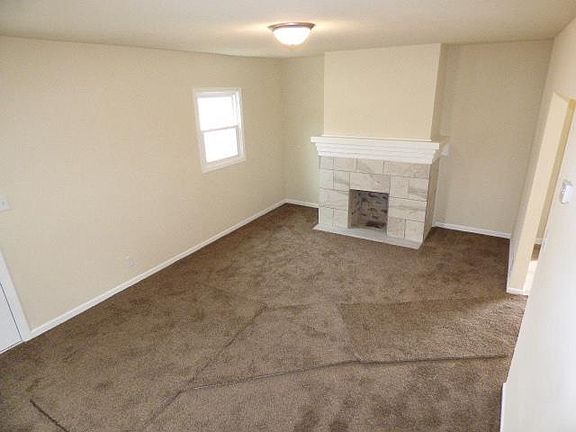 4th image of 1122 White Avenue