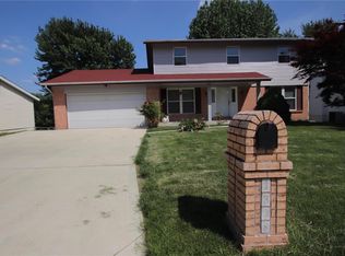 1328 Cave Springs Estate Dr, Saint Peters, MO 63376