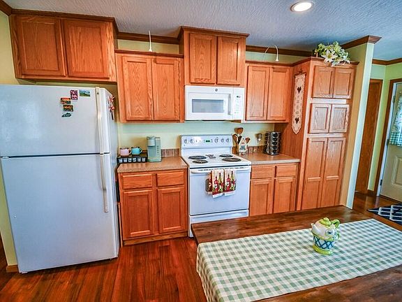 3rd image of 12 Ridgecrest Way