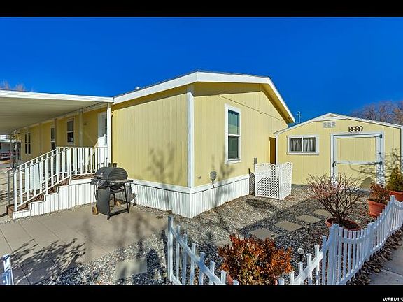3rd image of 997 W Foxglove Dr
